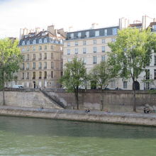 古い城館もあります