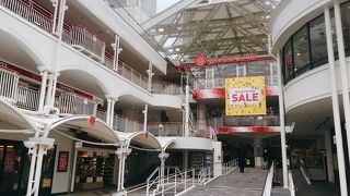 駅直結の商業施設