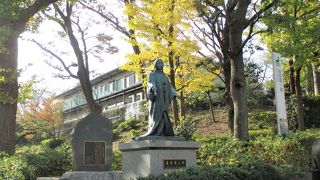 像の向きが反対ではないですかね。