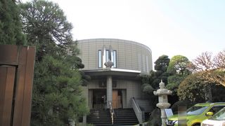 山号は伝通院と同じです。