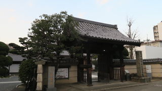 山門が一番の見所