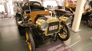 クルマ好きの方には是非とも訪れてもらいたいトリノの自動車博物館