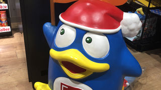 サマセット駅直結で通り抜け＆買い物に便利