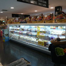 乳製品を始めとして、温度管理に気を使っていることが判ります。