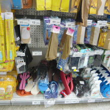 生活用品等も多種類の商品が、多数準備されています。