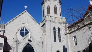 カトリックらしいつくり　リヴヴォールト（こうもり天井が素晴らしい）