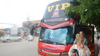 前回と同じくシェムリアップ行きのダイレクトバスに乗る