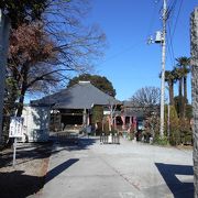 「菓子屋横丁」のさらに北側にある浄土宗寺院