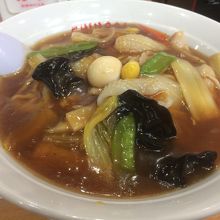 うま煮ラーメン大盛り