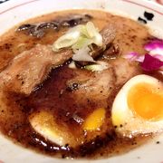 かなりレベルの高い豚骨ラーメン