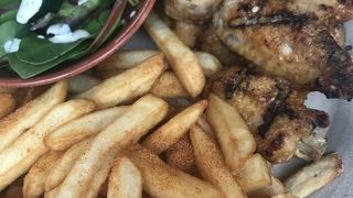 人気のペリペリチキン！