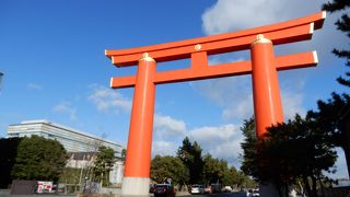 大鳥居はほんとうに大きい！ 