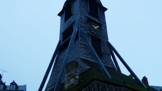 オンフルールのシンボル