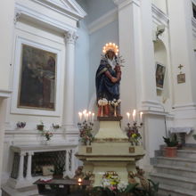 サンタ マリア デイ セルヴィ教会