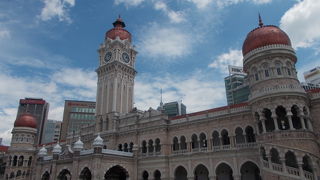 とてもキレイな建物です