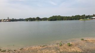 ヤンゴン北の大きな湖
