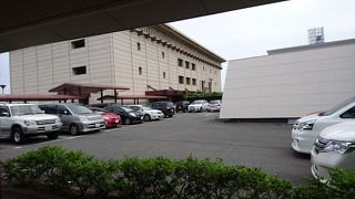 変わった企画展があります。