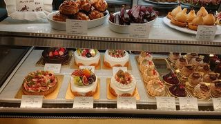 雰囲気の良い洋菓子店