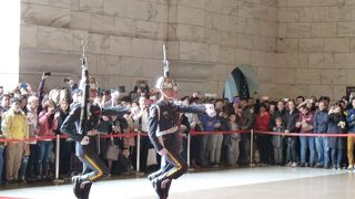 衛兵の交代式を見に