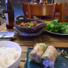 このスパイシーな豚焼肉はナイスです。