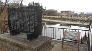 奈良公園に隣接する ため池