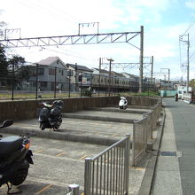衣笠駅近くの横須賀線