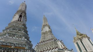 エクスプレスボートが目の前に停まるようになりました