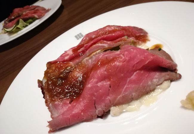 肉も魚もおいしゅうございました。