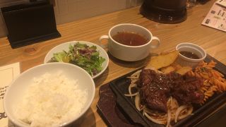 肉ランチを堪能