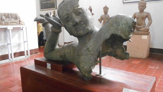 １０ドルの価値があるかは人それぞれ。