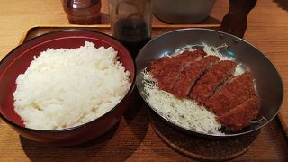 ソースカツ丼オイシイ