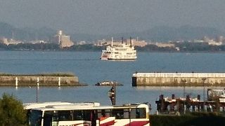 琵琶湖の南部を優雅に巡る