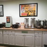 無料で飲めるドリンクスタンド