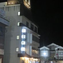 日田駅前にあります