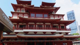 チャイナタウンの片隅に。無料です。