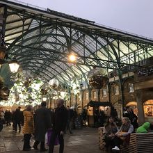 屋根がついているので雨の日でもok