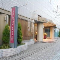 表通りから１本入った道なので、静かな環境。駅の近い。