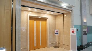 桃園空港のJALラウンジ