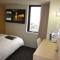 部屋は至ってシンプルな感じです！