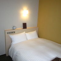 ベッドも十分な広さ！