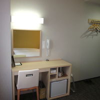 コンパクトなデスク周り～