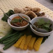 オーソドックスなタイ料理も、北タイ料理も楽しめます