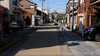 空襲でほとんど焼けてしまっている