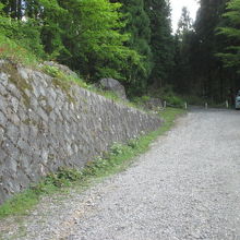 お助け地蔵さまはすぐです