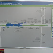 国道１号線に面しているサパーンクワイ駅の周辺の案内図です。