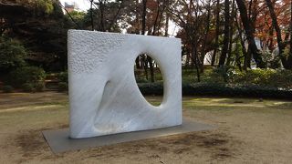 旧朝香宮邸の庭園