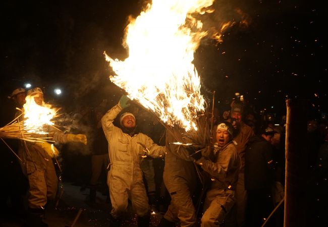 野沢温泉道祖神祭り