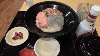 味わい丼を食べました