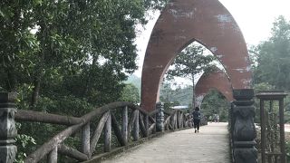 まるでラピュタの世界に迷いんこんだ遺跡群