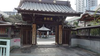 白金の清正公様として知られている